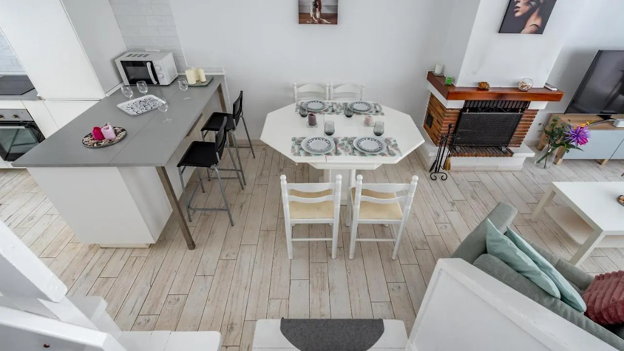 Cozy Terrace With Pool In Fuengirola By Costarentals - Ref 206 Spain