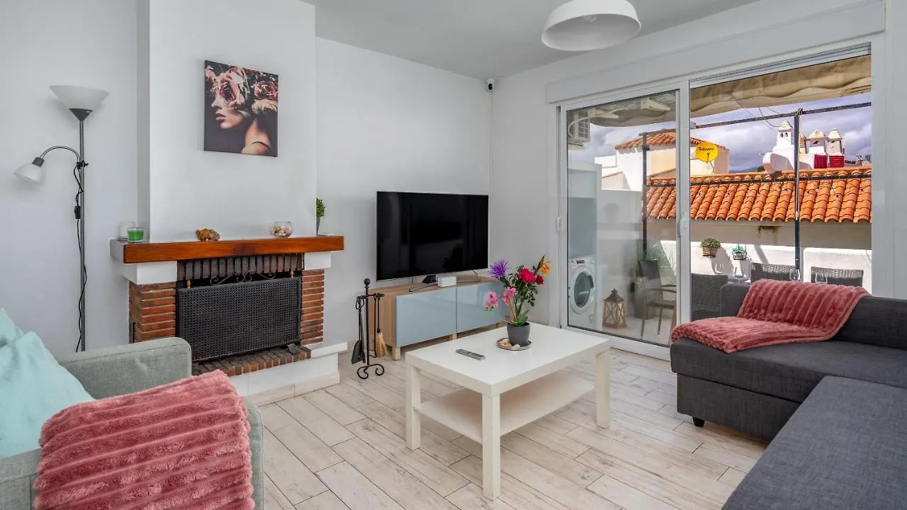 Cozy Terrace With Pool In Fuengirola By Costarentals - Ref 206 0*,