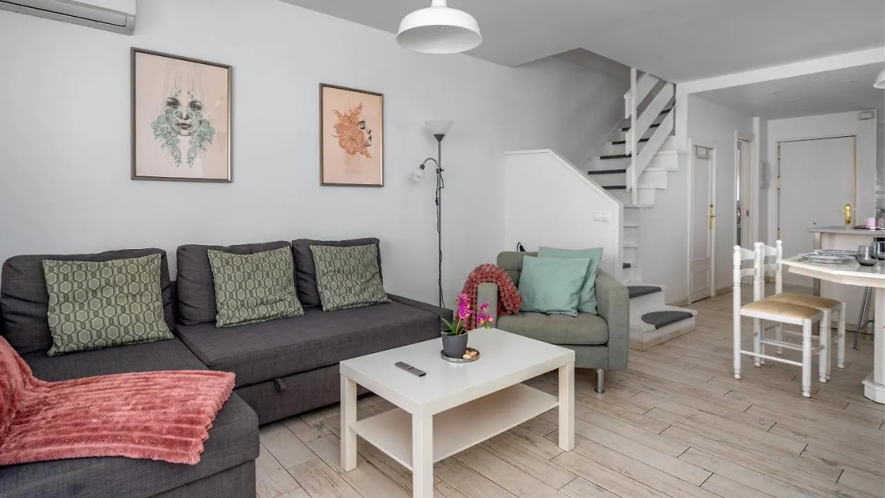 Cozy Terrace With Pool In Fuengirola By Costarentals - Ref 206